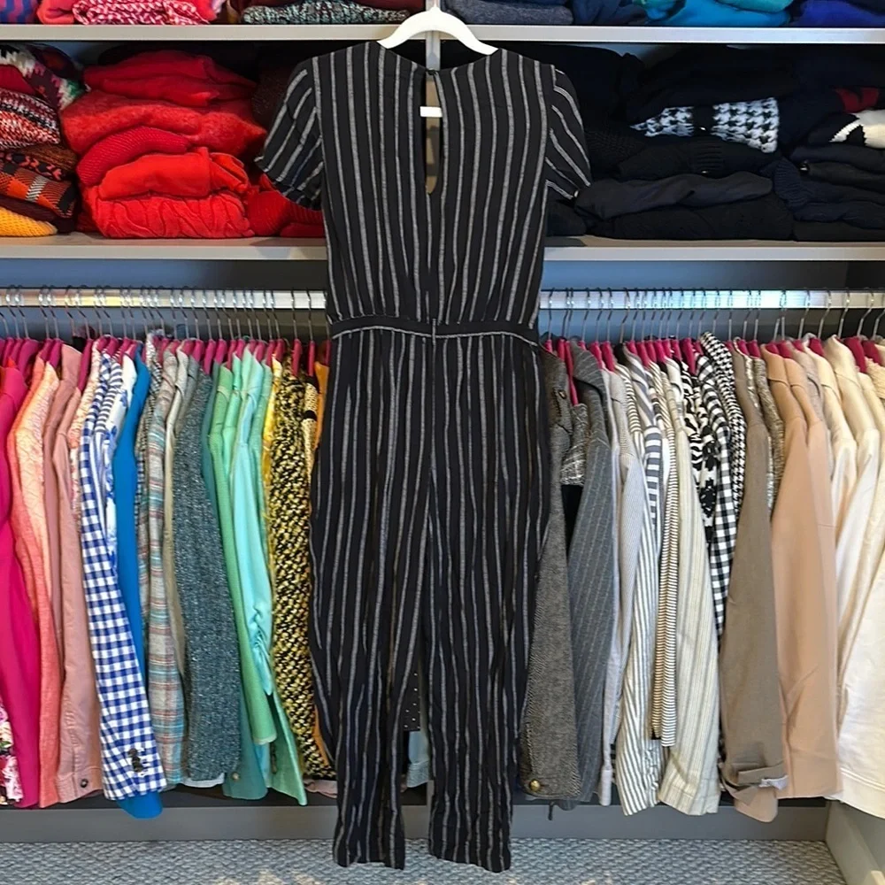 Abercrombie & Fitch black/white striped short sleeve 2 pocket jumpsuit size XS